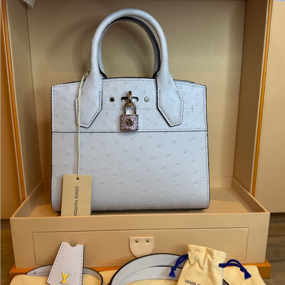 Louis Vuitton city steamer pm in ostrich 1 of 2 in the USA! Special edition